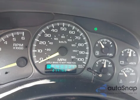 2000 Chevrolet Silverado 1500 Ls z USA, uszkodzony, nr VIN 1GCEK14T1YZ365210